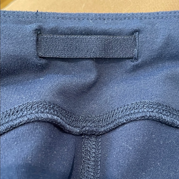 Lands' End Women's Active 5 Pocket Shorts Size L 14-16 - Picture 8 of 8